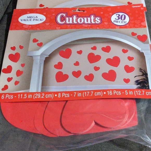 NEW Valentine's Day Decor Kit -- 200+ pieces - Picture 5 of 6